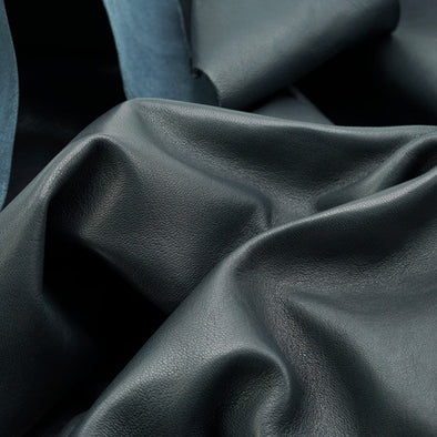 ROLL | Leather Dark Blue Clothing / Leather Goods / Footwear, Soft, Thickness 1 mm, 0.60-0.70 sqm